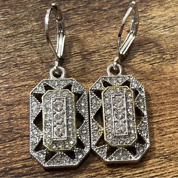 - 💖 Art deco Silver Tone  Diamond Pave geometric octagon drop earrings💖 - Picture 8 of 16